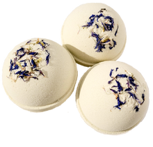 Load image into Gallery viewer, Lemongrass Matcha Bath Bomb