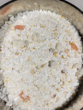 Load image into Gallery viewer, Oat Salt Soak - Oatie